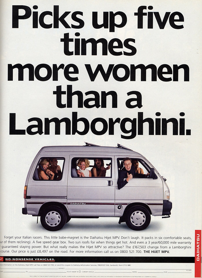 Daihatsu Hijet - Poate lua de 5 ori mai multe femei decat intr-un Lamborghini
